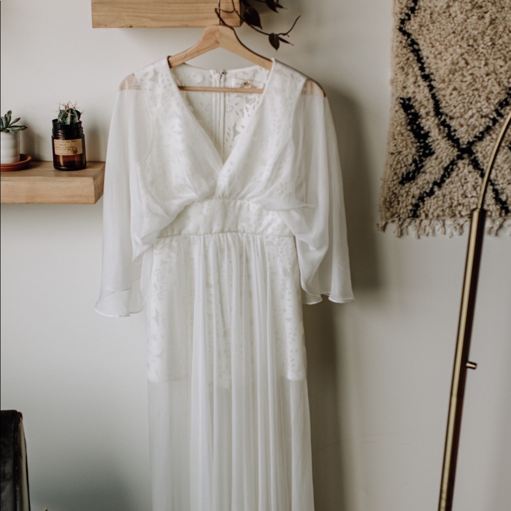 Lotus threads white dress